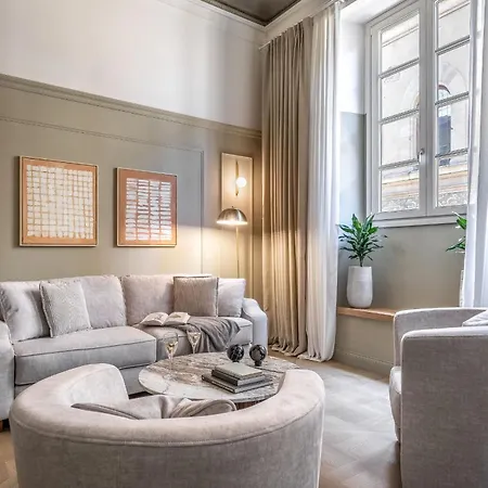 Apartman Deservi Charming Donatello